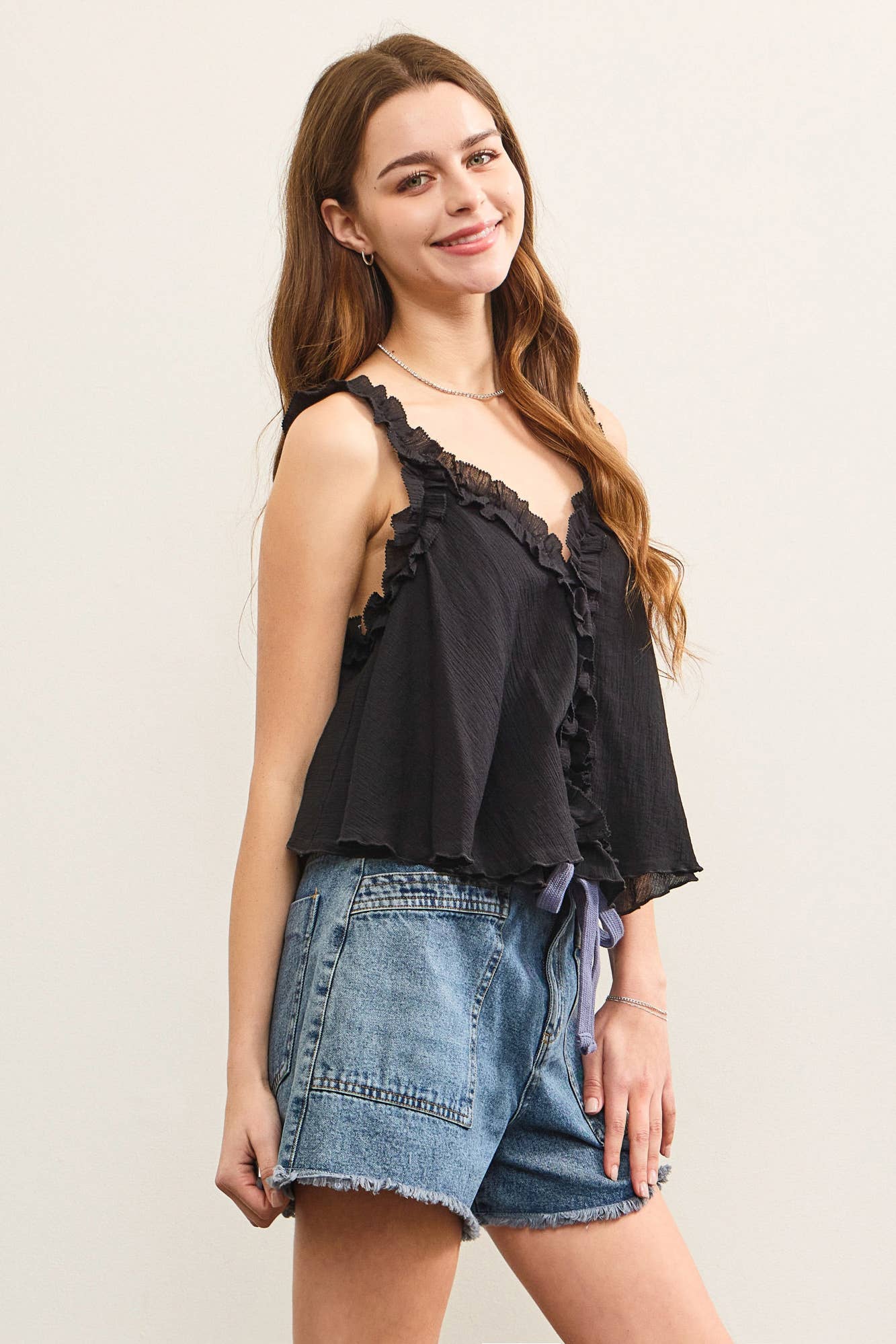 GATHERED RUFFLE STRAP V NECK TOP: White / S