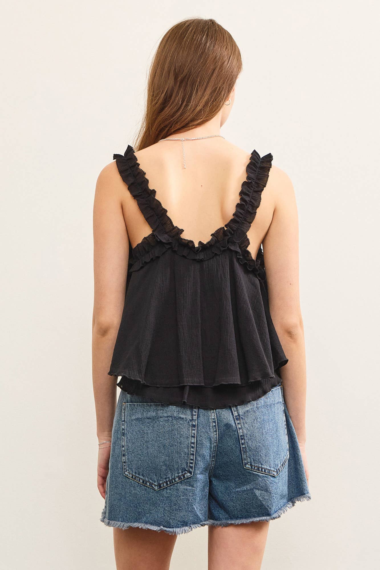 GATHERED RUFFLE STRAP V NECK TOP: White / S